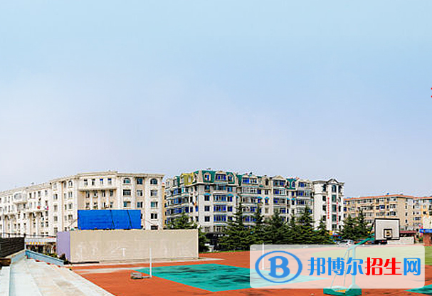 湖北汽車工業(yè)實驗技工學(xué)校5
