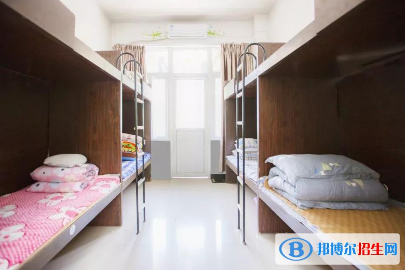 永嘉縣第二職業(yè)學校2020年宿舍條件
