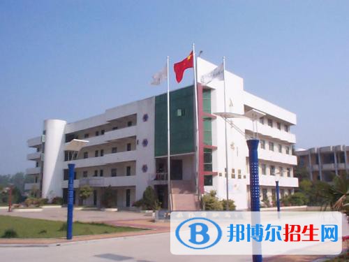 昭陽(yáng)區(qū)高級(jí)職業(yè)中學(xué)2020年學(xué)費(fèi)、收費(fèi)多少