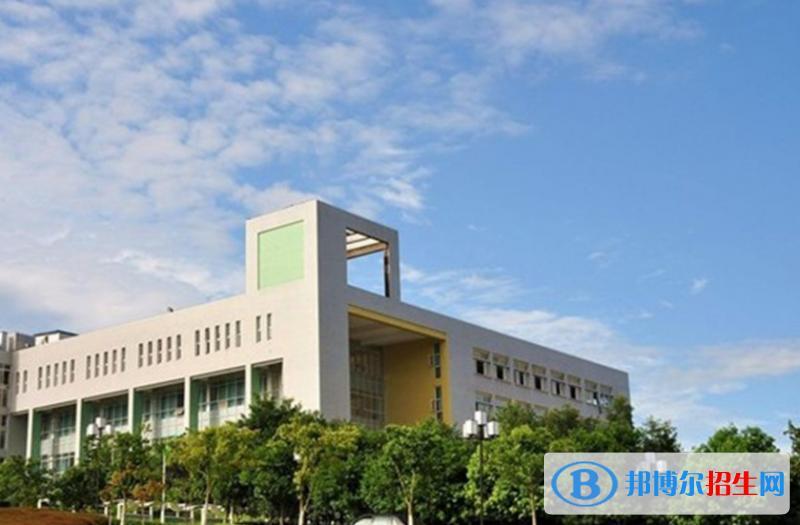 重慶2022年衛(wèi)校中專升大?？际裁? width=