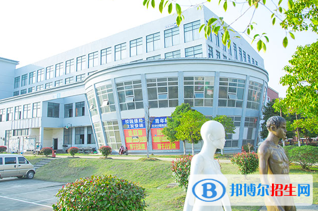 南昌運(yùn)輸職業(yè)技術(shù)學(xué)校怎么樣、好不好