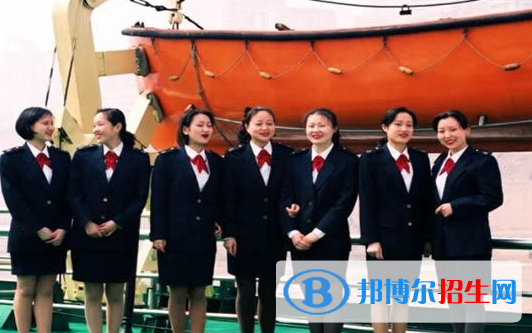 重慶航運旅游學(xué)校地址在哪里