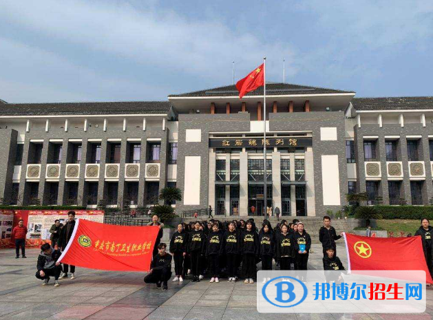 重慶2022年讀衛(wèi)校能考大學(xué)嗎