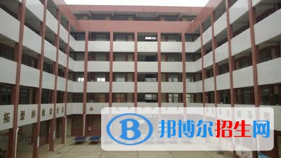 曲靖馬龍縣職業(yè)技術(shù)學(xué)校2020年報(bào)名條件、招生要求、招生對(duì)象