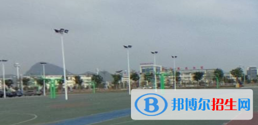 來(lái)賓航空職業(yè)技術(shù)學(xué)校2020年招生簡(jiǎn)章