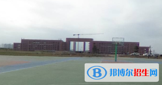 來賓航空職業(yè)技術(shù)學(xué)校2020年報名條件、招生要求、招生對象 