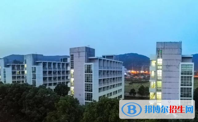 平陽縣職業(yè)中等專業(yè)學校怎么樣，好不好