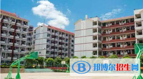 廣西中醫(yī)學(xué)校2020年招生辦聯(lián)系電話
