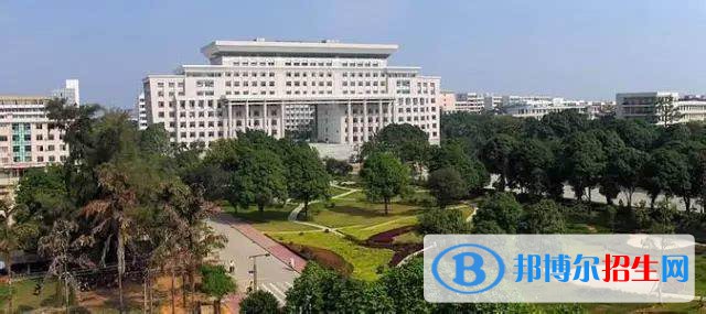 咸寧生物機電工程學校怎么樣、好不好