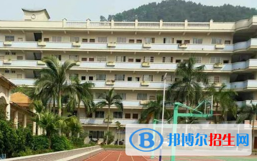 梧州西南中等專業(yè)學(xué)校2020年報(bào)名條件、招生要求、招生對(duì)象