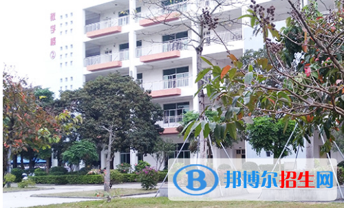 北海衛(wèi)生學(xué)校2020年報(bào)名條件、招生要求、招生對(duì)象