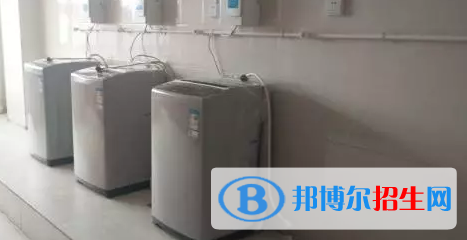 甘肅萬(wàn)通汽車學(xué)校2020年招生辦聯(lián)系電話
