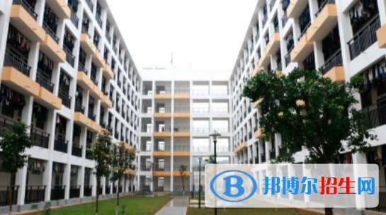 廣西二輕高級技工學校2020年報名條件、招生要求、招生對象