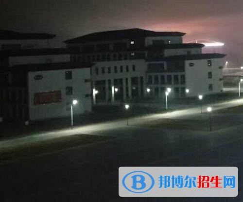 許昌科技學校2021年報名條件、招生對象