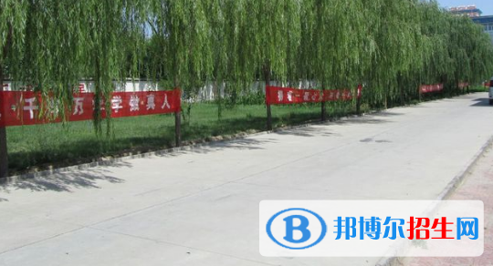 蘭州航空工業(yè)技工學校網(wǎng)站網(wǎng)址