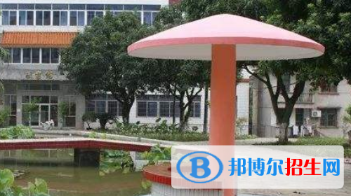 廣西玉林技師學院2020年招生辦聯(lián)系電話