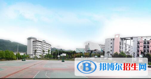 銅仁技工學(xué)校2020年學(xué)費(fèi)、收費(fèi)多少
