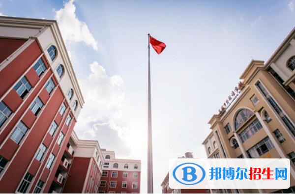 昆明外國(guó)語(yǔ)學(xué)校怎么樣、好不好