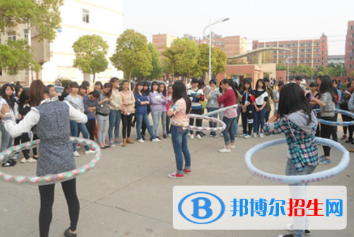 http://www.qirb.com.cn/ujxdzxxgcxx/