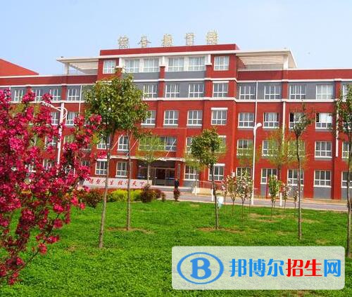 清豐職業(yè)技術(shù)學(xué)校2021年報(bào)名條件、招生對象