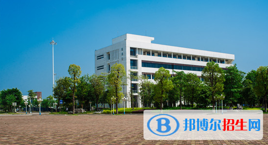 柳州第一職業(yè)技術(shù)學(xué)校2020年報(bào)名條件、招生要求、招生對(duì)象 