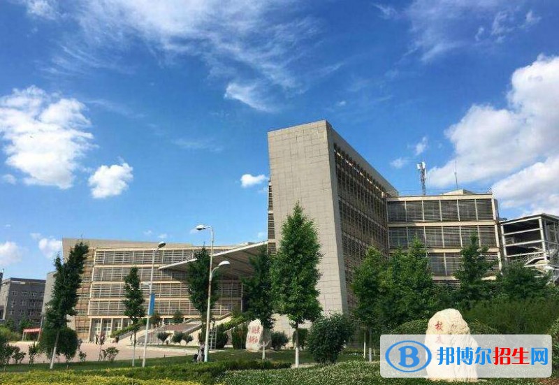 貴陽衛(wèi)生學(xué)校2020年報(bào)名條件、招生要求、招生對象