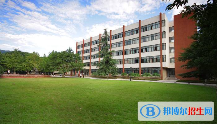 黃岡電子信息學(xué)校2020年報名條件、招生要求、招生對象