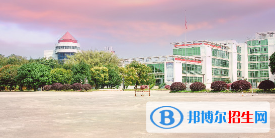 柳州汽車運輸技工學校網(wǎng)站網(wǎng)址 