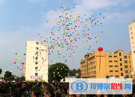 彭澤旅游工業(yè)中等專業(yè)學(xué)校2020年招生辦聯(lián)系電話