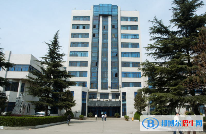 鄭州工業(yè)貿(mào)易學(xué)校2021年報(bào)名條件、招生要求、招生對(duì)象