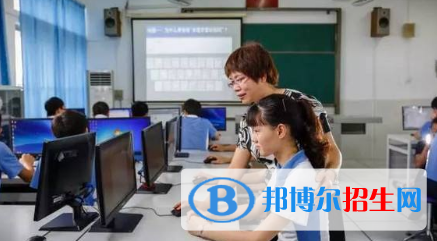 蘭州高新科技學校2020年學費、收費多少