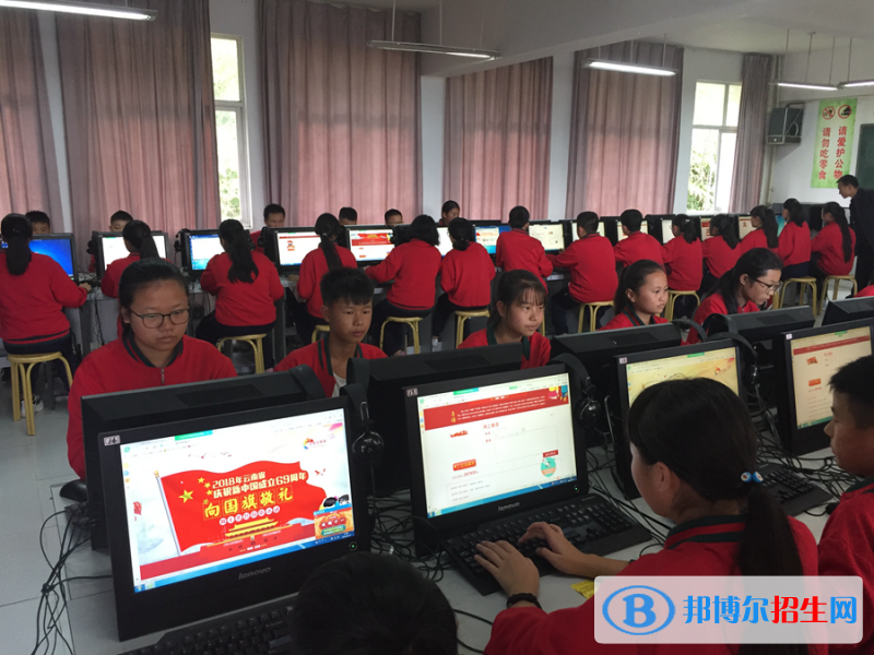 寧洱縣職業(yè)高級(jí)中學(xué)2020年學(xué)費(fèi)、收費(fèi)多少