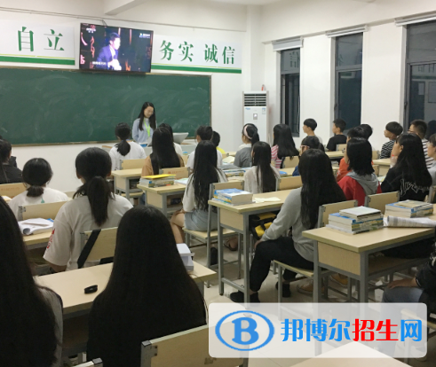 長沙2020年鐵路學(xué)校開設(shè)有哪些課程