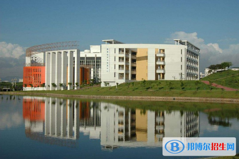 公安三星中等職業(yè)學校怎么樣、好不好