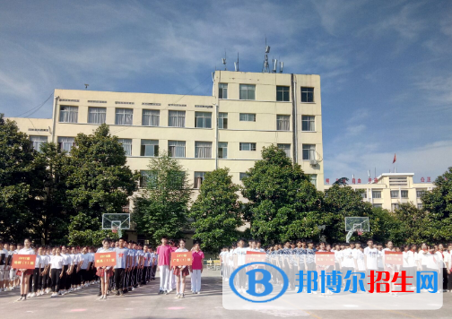 萍鄉(xiāng)工業(yè)中等專業(yè)學校怎么樣、好不好