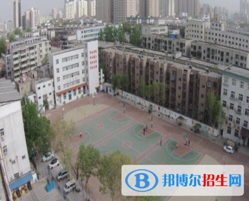 鄭州經(jīng)濟(jì)貿(mào)易學(xué)校怎么樣、好不好