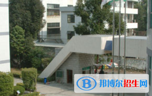 廣東財政職業(yè)技術學校網站網址