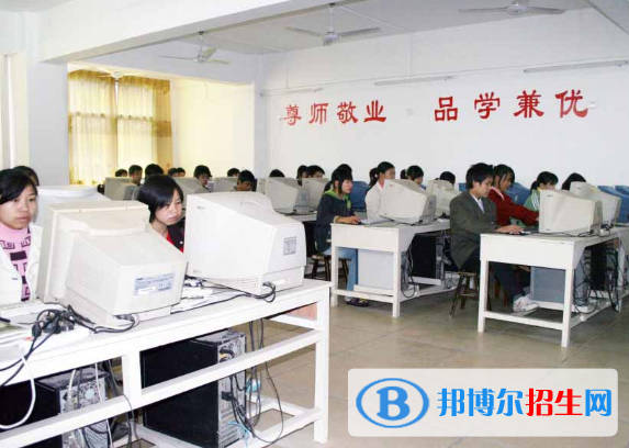 興國(guó)興旺職業(yè)技術(shù)學(xué)校2020年招生辦聯(lián)系電話