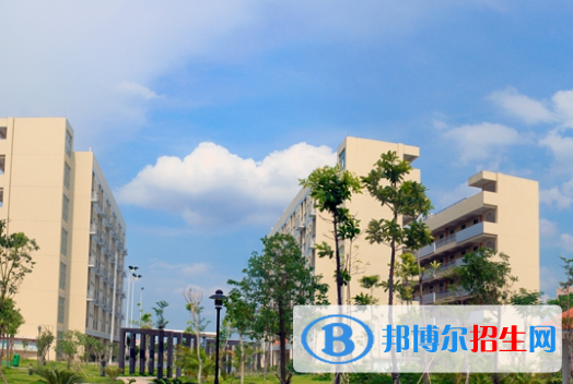東莞信息技術學校2020年招生辦聯(lián)系電話