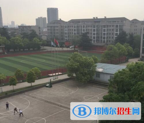 湘潭鐵路工程學(xué)校2020年報(bào)名條件、招生要求、招生對象
