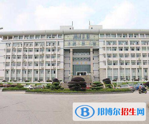 湘潭計(jì)算機(jī)職業(yè)技術(shù)學(xué)校2020年報(bào)名條件、招生要求、招生對(duì)象
