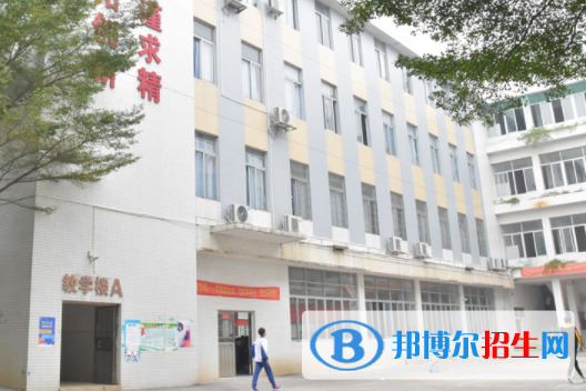 廣州華風(fēng)技工學(xué)校2020年報(bào)名條件、招生要求、招生對(duì)象