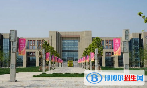 宜昌體育運動學校2020年招生辦聯(lián)系電話