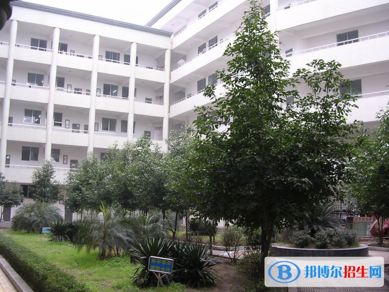 漢川中等職業(yè)技術(shù)學(xué)校2020年報(bào)名條件、招生要求、招生對象