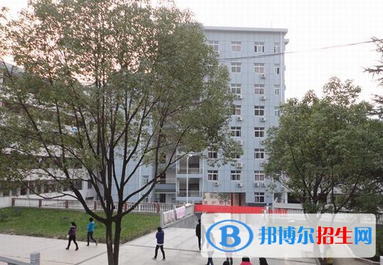 ?？德毥讨行膶W(xué)校2020年宿舍條件