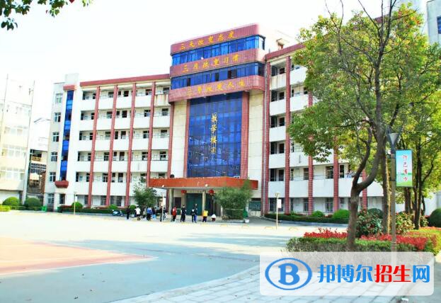 孝感工業(yè)學(xué)校2020年報(bào)名條件、招生要求、招生對象