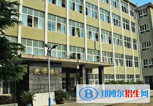 孝感工業(yè)學校2020年招生辦聯(lián)系電話