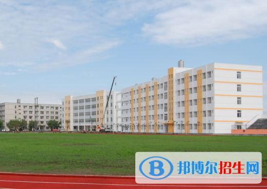 岷縣職業(yè)中等專業(yè)學(xué)校2020年報(bào)名條件、招生要求、招生對(duì)象