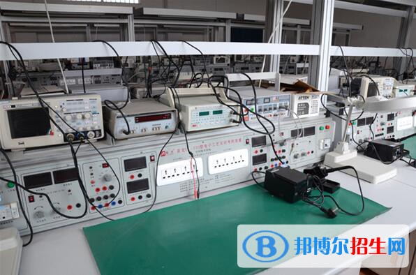 恩施信息技術(shù)學(xué)校怎么樣、好不好
