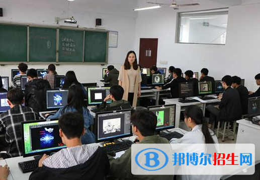 遠安職業(yè)教育中心學校